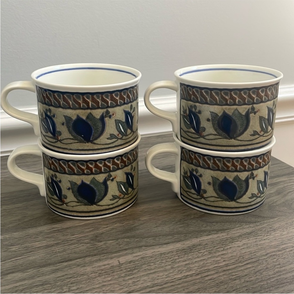 Vintage MIKASA Arabella 10oz Floral Mugs Set (4) Retro 80s Stoneware Cottagecore